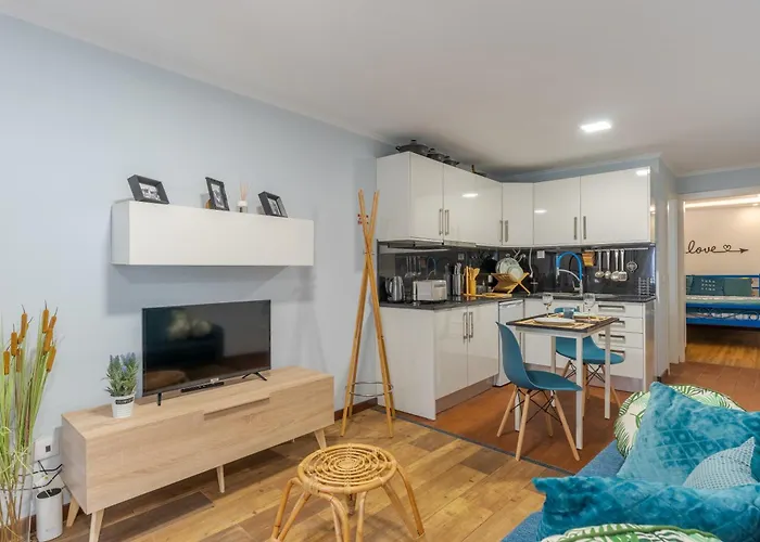 Baptista By Analodges * Φουνκάλ